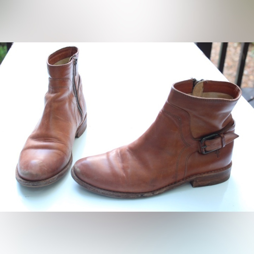 Frye Shirley ankle bopts